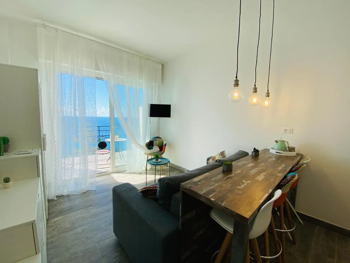 Appartamento Al Mare Ospedaletti 0*,
